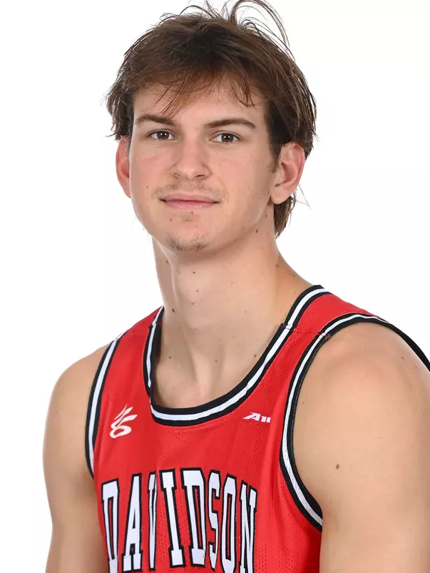 Teams pose for media day at the Davidson College Stadium on Wednesday, October 02, 2024 in Davidson, North Carolina. Credit - Tim Cowie/DavidsonPhotos.com