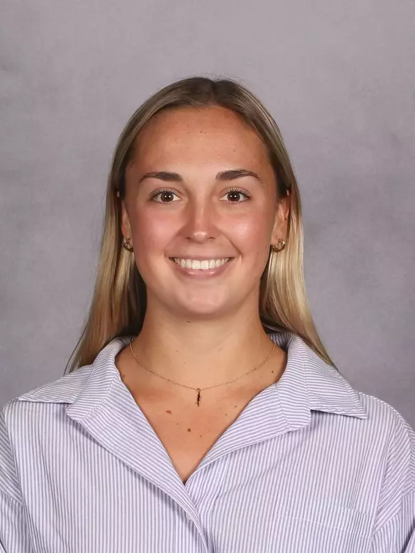 Marina Miller headshot