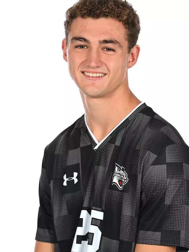 Teams pose for media day photos at the Davidson College Stadium on Wednesday, August 14, 2024 in Davidson, North Carolina. Credit - Tim Cowie/DavidsonPhotos.com