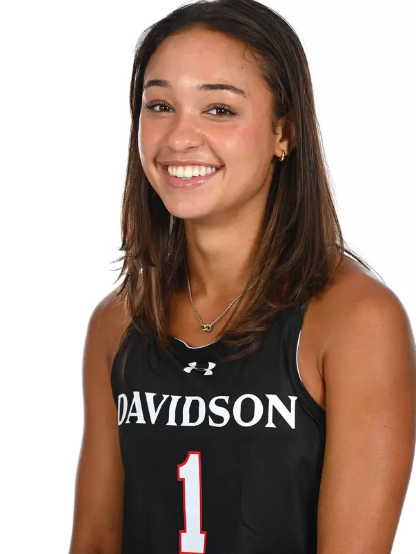Teams pose for media day photos at the Davidson College Stadium on Wednesday, August 14, 2024 in Davidson, North Carolina. Credit - Tim Cowie/DavidsonPhotos.com