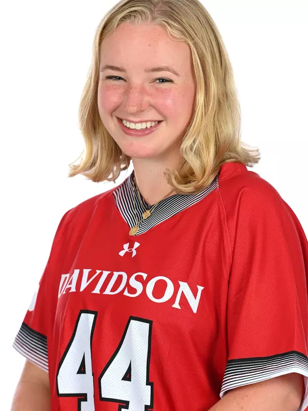 Teams pose for media day photos at the Davidson College Stadium on Wednesday, August 14, 2024 in Davidson, North Carolina. Credit - Tim Cowie/DavidsonPhotos.com