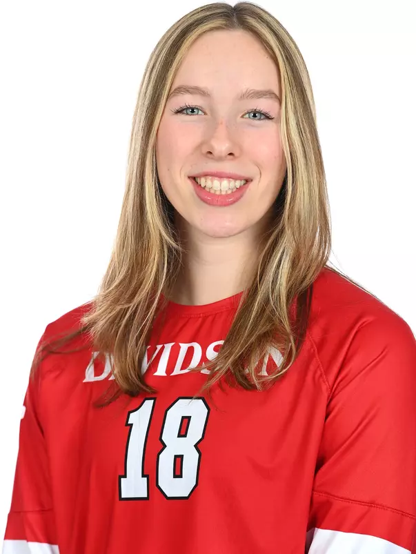 Teams pose for media day photos at the Davidson College Stadium on Wednesday, August 14, 2024 in Davidson, North Carolina. Credit - Tim Cowie/DavidsonPhotos.com