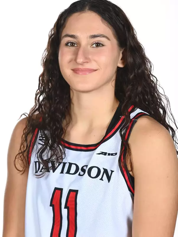 Davidson women’s basketball pose for photos on media day at Belk Arena on Wednesday, October 22, 2025 in Davidson, North Carolina.  Tim Cowie/DavidsonPhotos.com