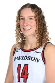 Davidson women’s basketball pose for photos on media day at Belk Arena on Wednesday, October 22, 2025 in Davidson, North Carolina.  Tim Cowie/DavidsonPhotos.com