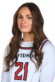 Davidson women’s basketball pose for photos on media day at Belk Arena on Wednesday, October 22, 2025 in Davidson, North Carolina.  Tim Cowie/DavidsonPhotos.com