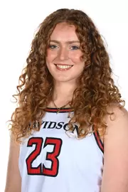 Davidson women’s basketball pose for photos on media day at Belk Arena on Wednesday, October 22, 2025 in Davidson, North Carolina.  Tim Cowie/DavidsonPhotos.com