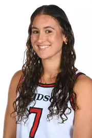 Davidson women’s basketball pose for photos on media day at Belk Arena on Wednesday, October 22, 2025 in Davidson, North Carolina.  Tim Cowie/DavidsonPhotos.com