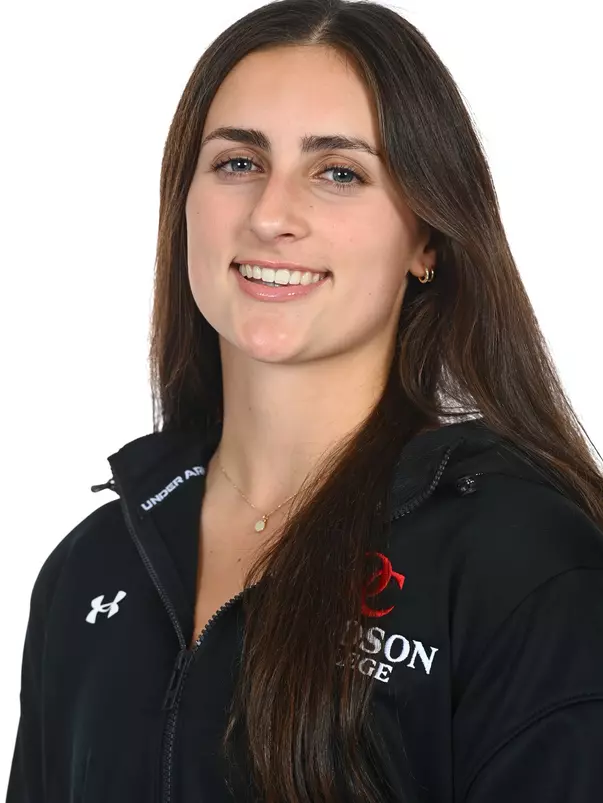 Davidson men’s and women’s swimming pose for photos on media day at the Davidson College Stadium on Wednesday, October 01, 2025 in Davidson, North Carolina.  Tim Cowie/DavidsonPhotos.com
