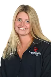 Davidson men’s and women’s swimming pose for photos on media day at the Davidson College Stadium on Wednesday, October 01, 2025 in Davidson, North Carolina.  Tim Cowie/DavidsonPhotos.com