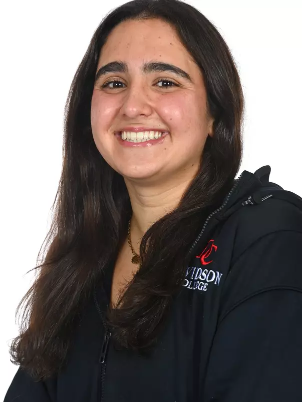 Davidson men’s and women’s swimming pose for photos on media day at the Davidson College Stadium on Wednesday, October 01, 2025 in Davidson, North Carolina.  Tim Cowie/DavidsonPhotos.com