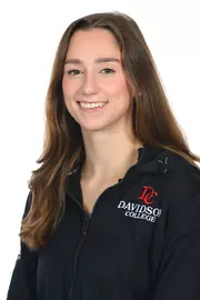 Davidson men’s and women’s swimming pose for photos on media day at the Davidson College Stadium on Wednesday, October 01, 2025 in Davidson, North Carolina.  Tim Cowie/DavidsonPhotos.com