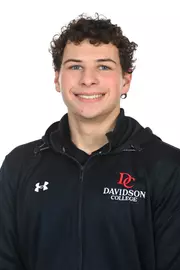 Davidson men’s and women’s swimming pose for photos on media day at the Davidson College Stadium on Wednesday, October 01, 2025 in Davidson, North Carolina.  Tim Cowie/DavidsonPhotos.com