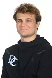 Davidson men’s and women’s swimming pose for photos on media day at the Davidson College Stadium on Wednesday, October 01, 2025 in Davidson, North Carolina.  Tim Cowie/DavidsonPhotos.com