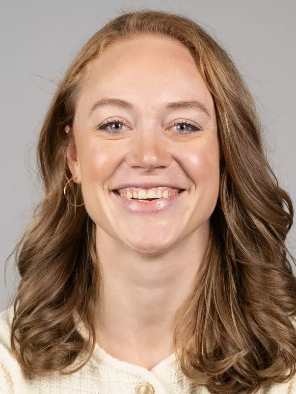 Hannah Early Vaughn Head Shot (yale)