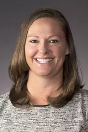 Lindsay Kuhle