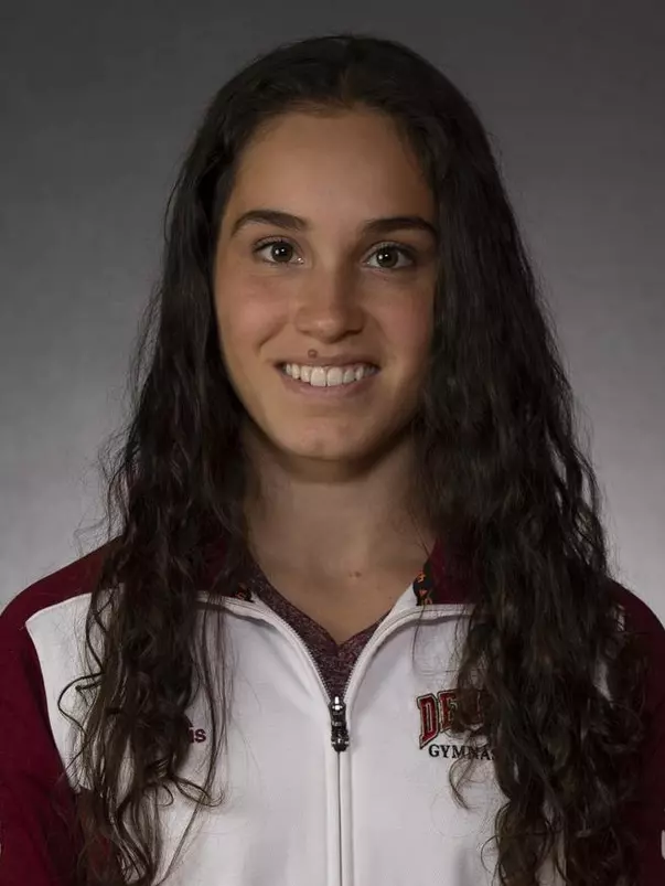 Alexandria Ruiz Headshot 2019