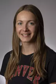 Skiing 2021-22 Head shot Eleri Smart