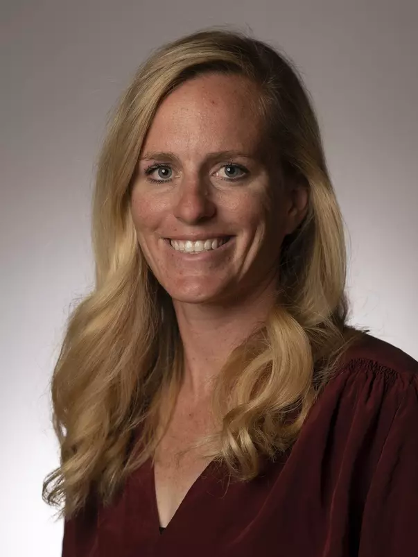 Barbara Perkins Triathlon Coach Head Shot 2021-22