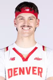 Isaiah Carr