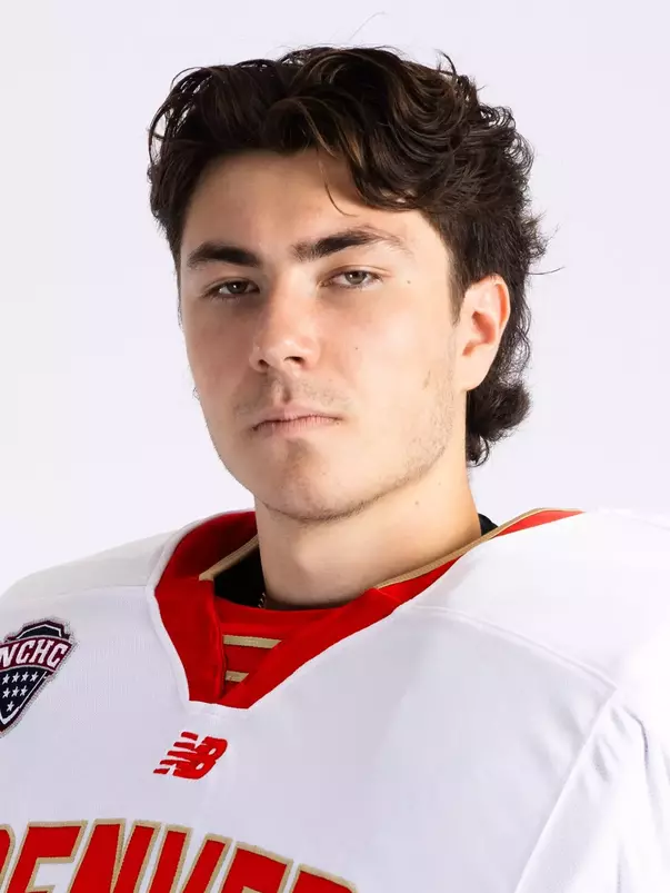 Hockey Head shot 2024-25 Freddie Halyk