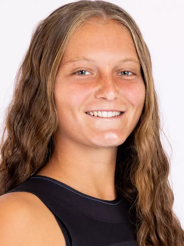 Natalie Cinkova 2025-26 Denver Women's Tennis Headshot