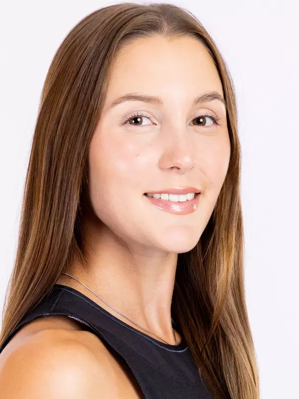 Louise Wikander 2025-26 Denver Women's Tennis Headshot