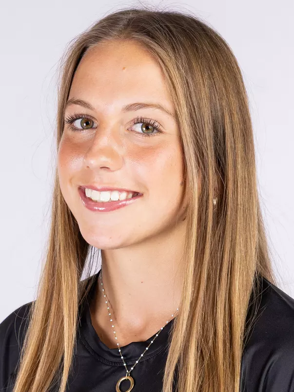 Lucy Garnsey - 2025 Denver Women's Soccer Headshot