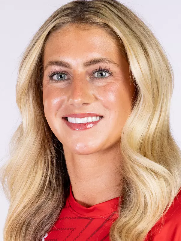 Lilly Lund - 2025 Denver Women's Soccer Headshot