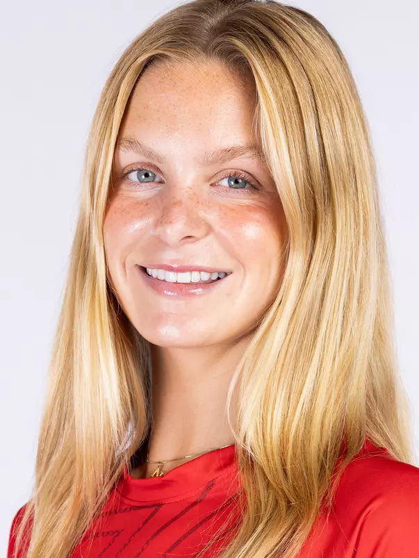 Nora Zelazny - 2025 Denver Women's Soccer Headshot
