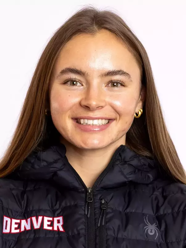 Skiing Head Shots 2025-26 Mia Hunt