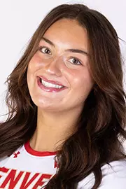 Alicia Thibodeau Headshot