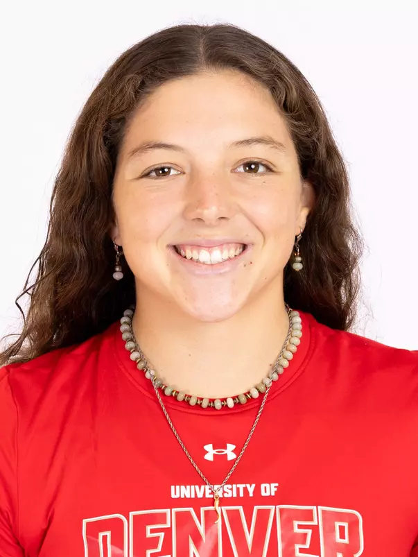 Lucrezia Gowdy 2026 Triathlon Headshot