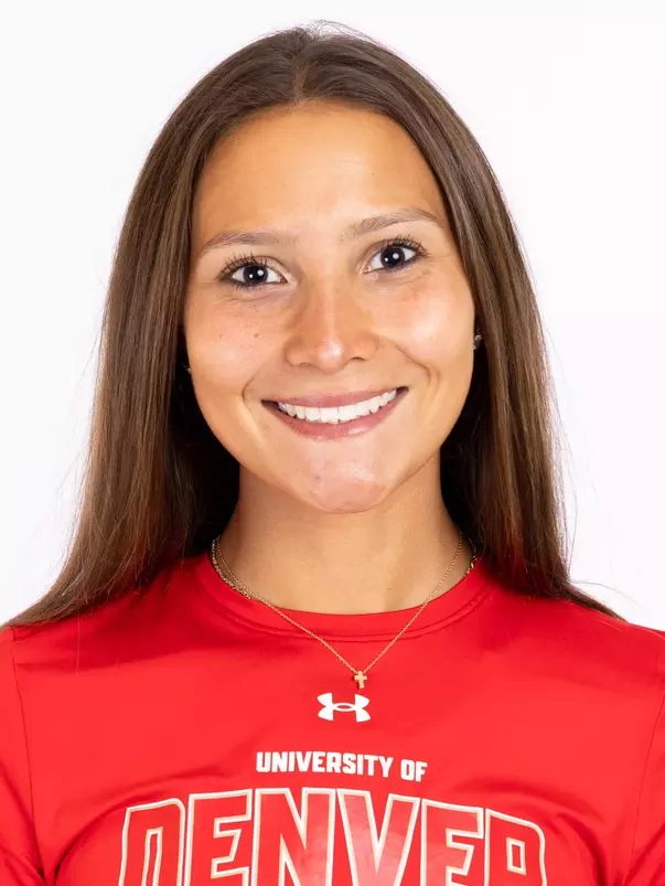 Coco Reed 2026 Triathlon Headshot