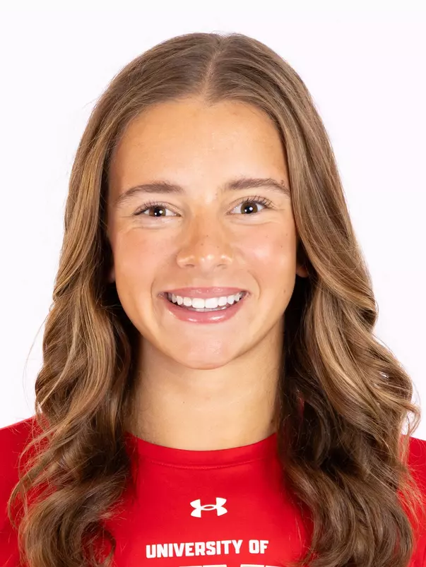 Olivia Wimberger 2026 Triathlon Headshot