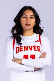 Karolina Padilla headshot denver wbb