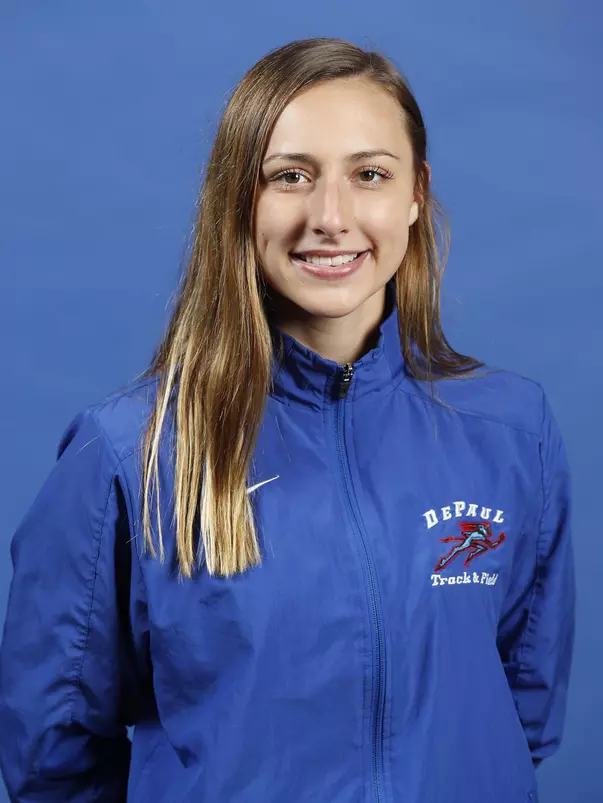 Courtney Pickering headshot