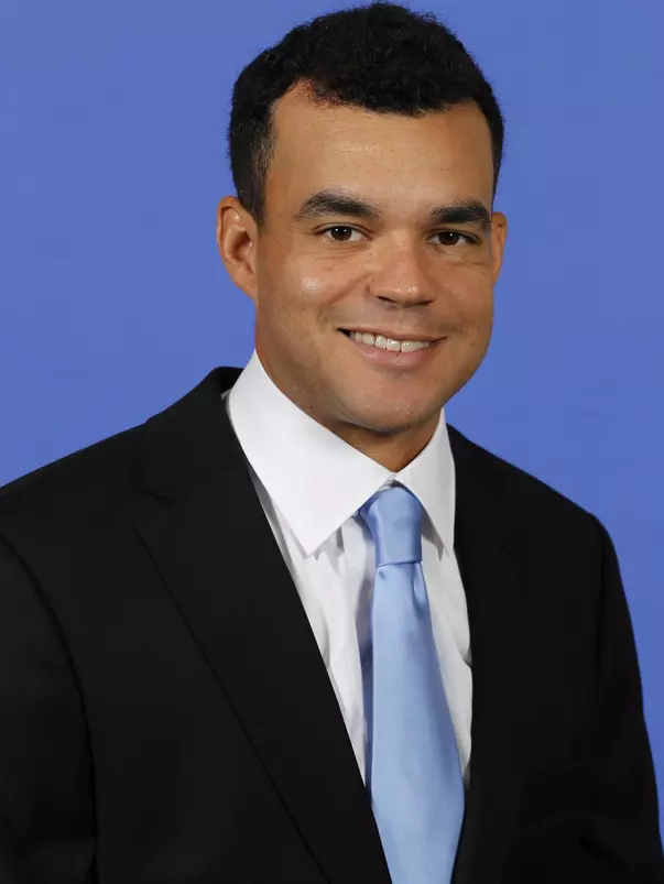 Stuart Waters, graduate assistant coach, head shot