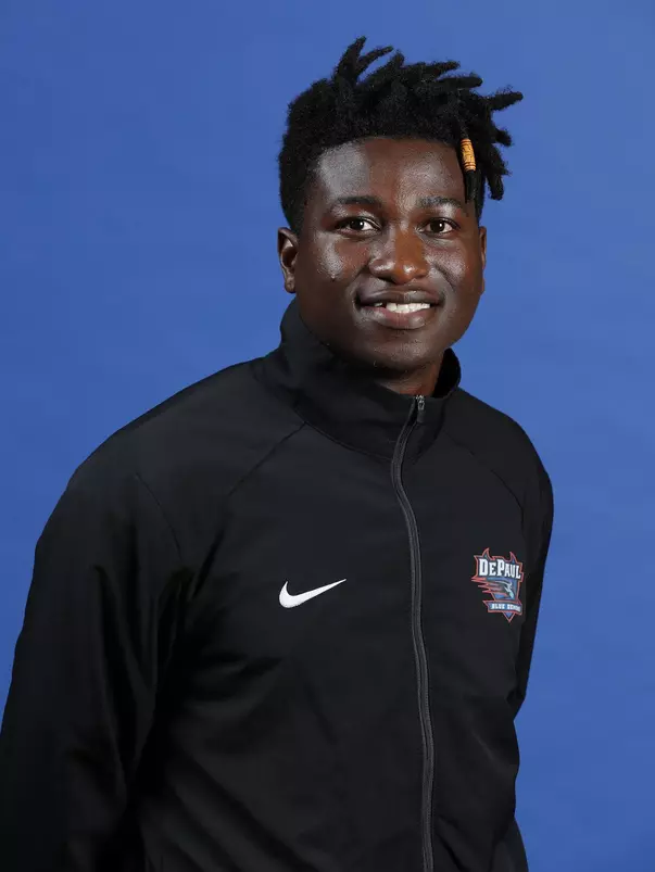Brian Mada Senior Headshot