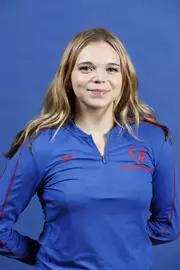 Mackenzie Mescher Sophomore Headshot