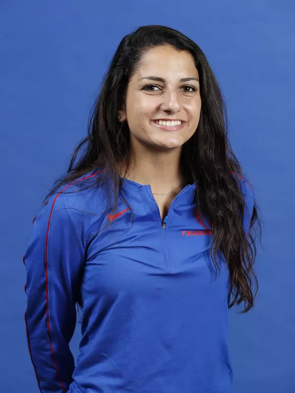 Talia Saleh Sophomore Headshot
