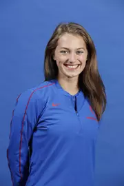 Bella Uscila Sophomore Headshot