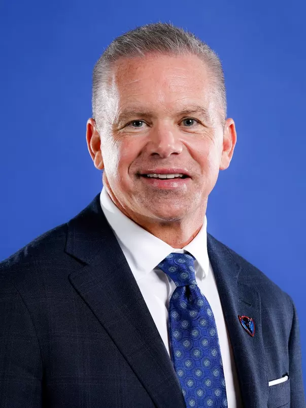 chris holtmann head shot