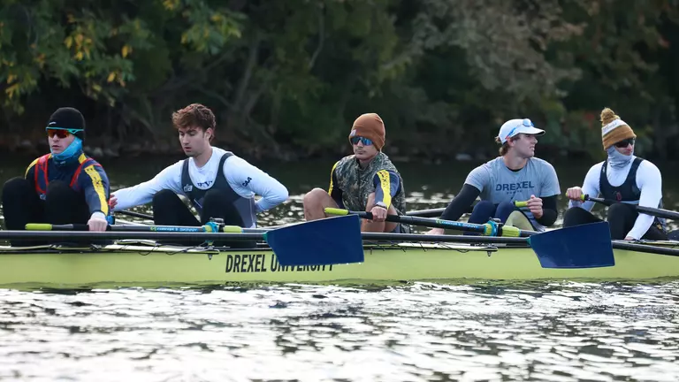 Men’s Rowing Concludes Fall Campaign at Princeton Chase