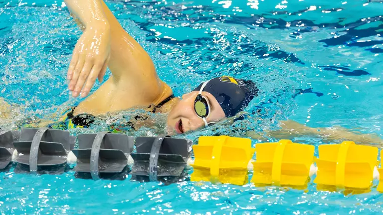 Women's Swimming and Diving Takes Home Opener Over Seton Hall, 194-94