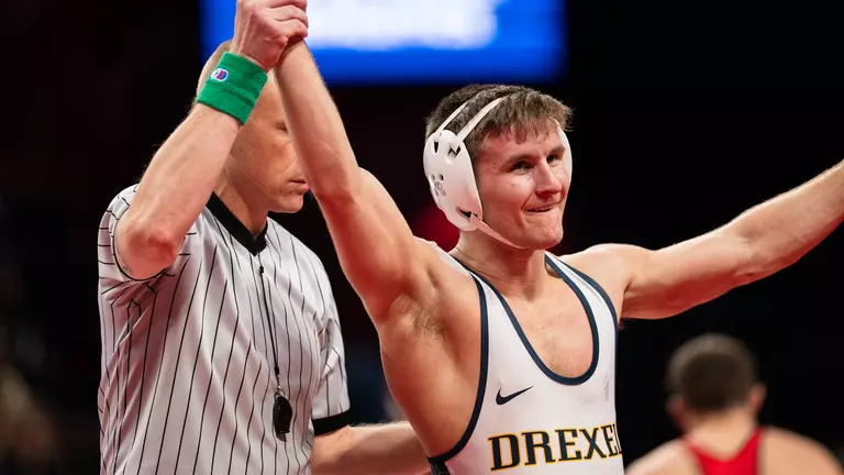 Dragons Earn Multiple Ranked Victories in 28-12 Loss to No. 14 Rutgers