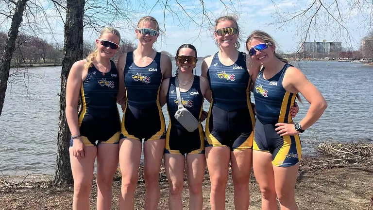 Women’s Rowing Advances Three Boats to Grand Finals at Doc Hosea Invitational