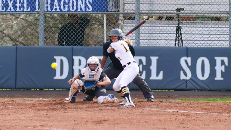 Dragons Defeated in Doubleheader Against Hofstra