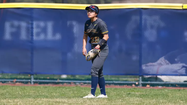 Dragons Defeat Stony Brook, 7-6