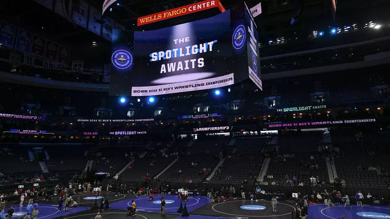 Drexel Co-Hosts NCAA Wrestling Championships at Wells Fargo Center