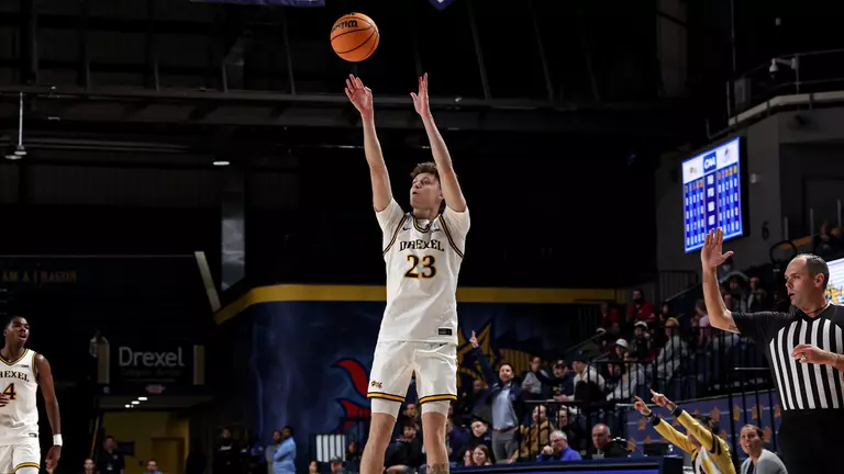 Drexel Wins Defensive Battle Over Stony Brook, 56-37